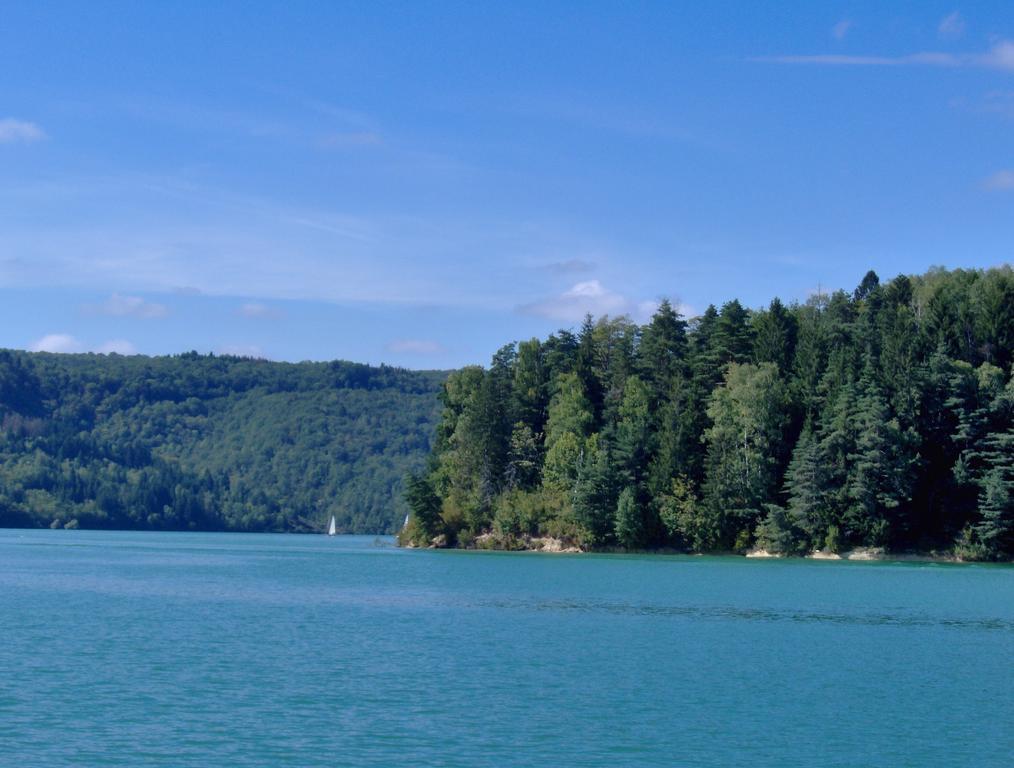 Vvf Jura Lac De Vouglans Maisod Exterior foto