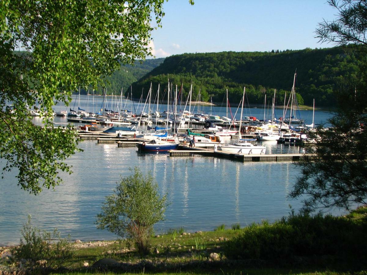 Vvf Jura Lac De Vouglans Maisod Exterior foto